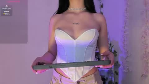 megan_gg online show from 04/15/26, 07:54