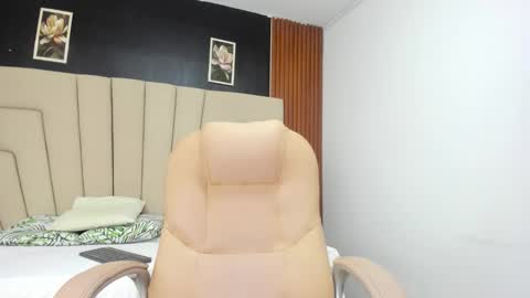 Megan online show from 09/22/25, 03:08