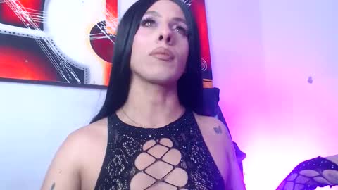 Snapshot of megan_hot20 chatting on 06/11/26, 01:27 megan_hot20 online show from 06/11/26, 01:27