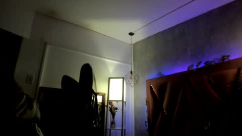    online show from 03/02/25, 01:47