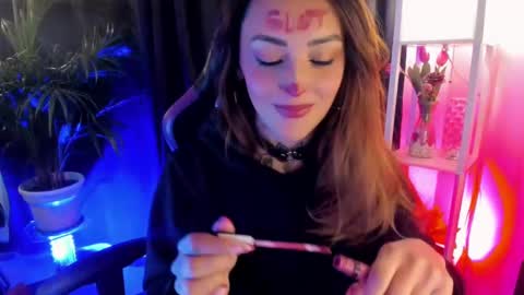    online show from 03/07/25, 08:23