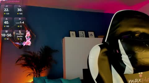    online show from 04/18/26, 03:10