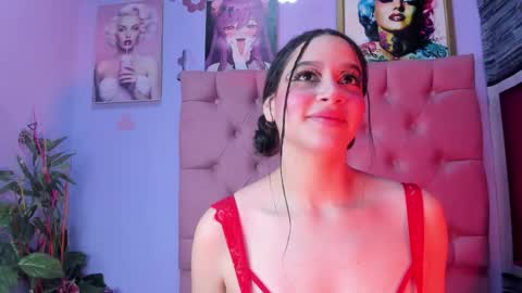 megan_jenner1 online show from 11/11/25, 05:29