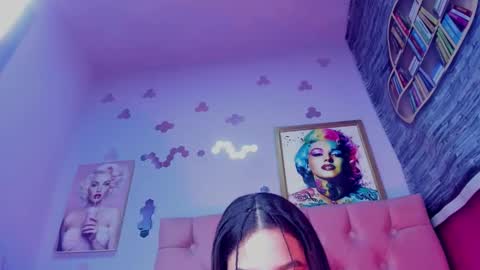 megan_jenner1 online show from 11/29/25, 08:34