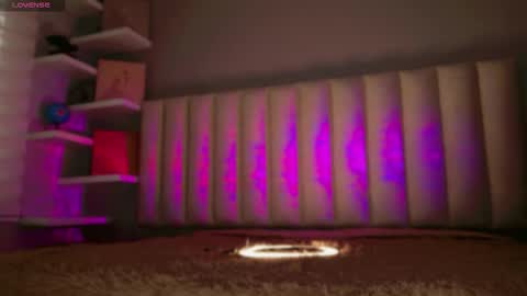 Snapshot of megan_moore__ chatting on 02/05/26, 12:43 online show from 02/05/26, 12:43