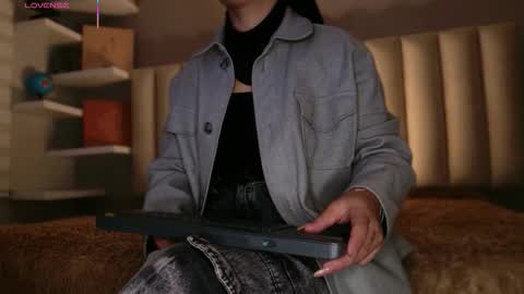 Snapshot of megan_moore__ chatting on 02/18/26, 12:34 online show from 02/18/26, 12:34