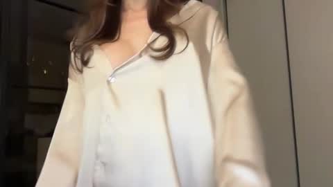 Megan   inst meg myersss online show from 06/24/26, 08:52