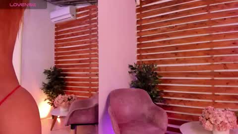 megan_raiin online show from 09/10/25, 08:58