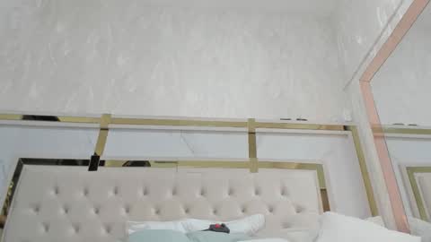 megan online show from 09/10/25, 03:17