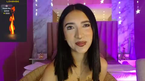 megan_saint online show from 07/08/26, 01:48