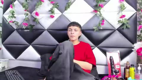 megan_thompsonn_ online show from 09/26/25, 03:10