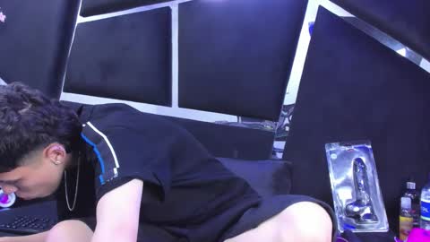 megan_thompsonn_ online show from 12/18/25, 02:17