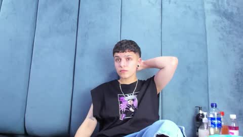 megan_thompsonn_ online show from 03/18/26, 02:15