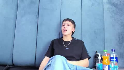 megan_thompsonn_ online show from 03/22/26, 02:26