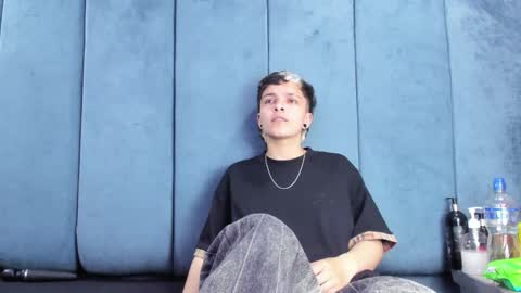 megan_thompsonn_ online show from 04/16/26, 02:23