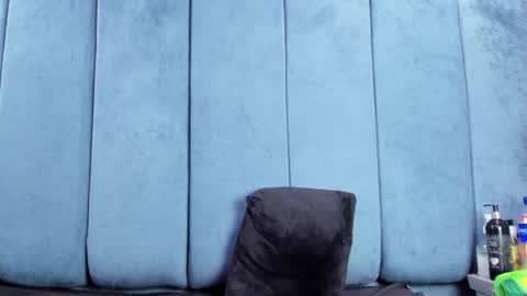 megan_thompsonn_ online show from 04/17/26, 02:47