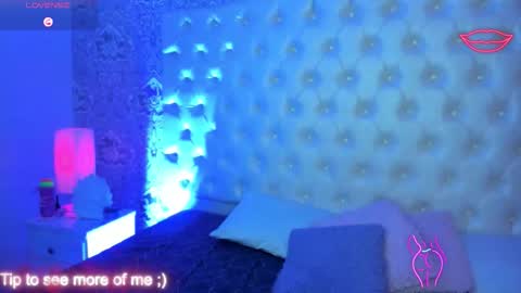 megan_tower online show from 10/10/25, 11:04