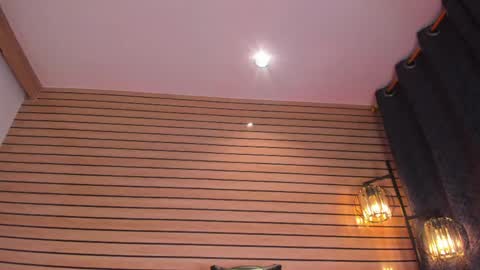 megan_vixenx online show from 04/14/26, 04:07