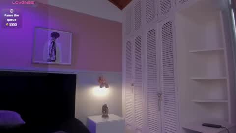 Jazmin  online show from 12/18/24, 08:03