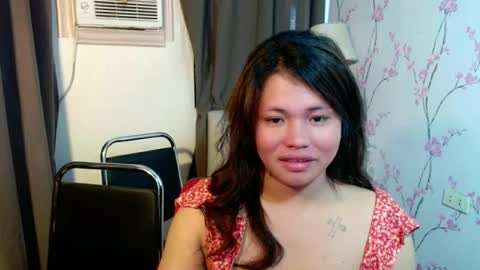 Snapshot of megan_younng chatting on 06/14/26, 02:24 MEGAN online show from 06/14/26, 02:24