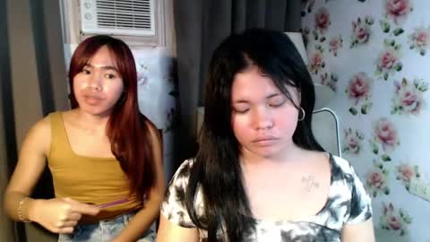 Snapshot of megan_younng chatting on 07/17/26, 09:19 MEGAN online show from 07/17/26, 09:19