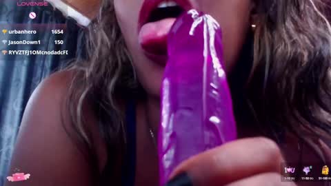 M E G A N   online show from 01/26/25, 07:42