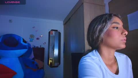 M E G A N   online show from 06/11/26, 02:53