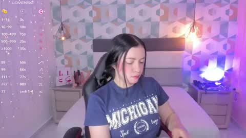 Megan  online show from 03/07/25, 12:34
