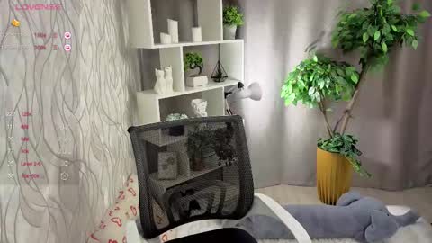 Michelle online show from 10/04/25, 05:16