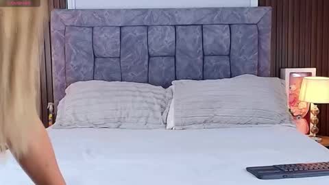 Megan  online show from 05/10/26, 04:34