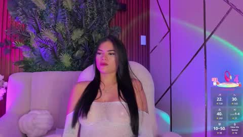 Snapshot of meganfox9 chatting on 10/08/25, 04:26 Megan Nice to meet you online show from 10/08/25, 04:26