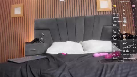 MeganFOXXI  online show from 11/25/25, 08:53