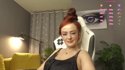 MeganieX online show from 11/07/25, 01:38