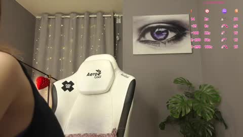 MeganieX online show from 03/17/26, 02:49