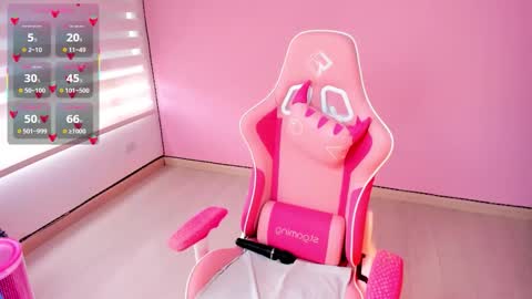 Megan online show from 10/06/25, 09:12