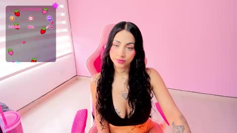 Megan online show from 11/01/25, 05:48