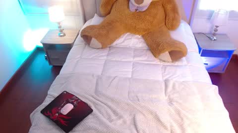 MEGAN online show from 12/20/24, 07:39