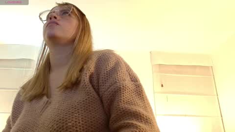 MEGAN online show from 01/04/25, 11:27