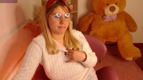 MEGAN online show from 01/22/25, 12:59