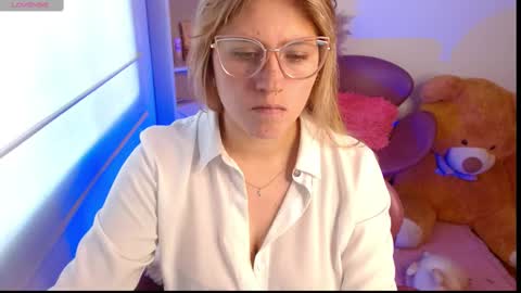 MEGAN online show from 02/10/25, 05:30