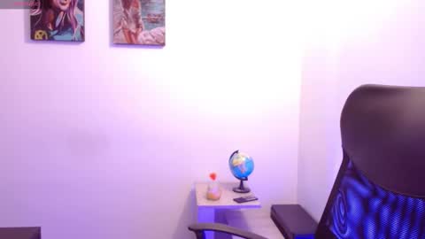 MEGAN online show from 02/16/25, 09:38