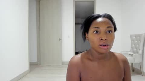 Snapshot of meganmir1 chatting on 10/25/25, 10:26 meganmir1 online show from 10/25/25, 10:26