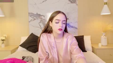 meganmonroee_ online show from 03/16/26, 07:40