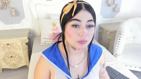 Megan online show from 10/17/25, 11:46