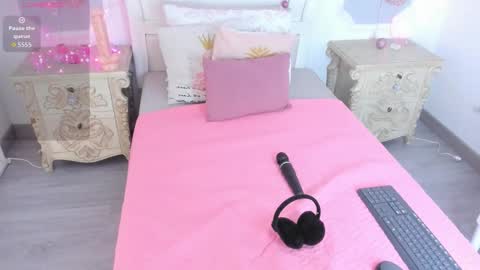 Megan online show from 11/25/25, 11:54