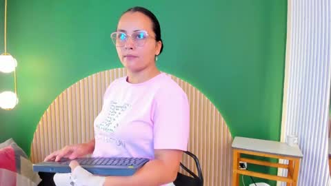 Megan online show from 05/27/26, 12:13