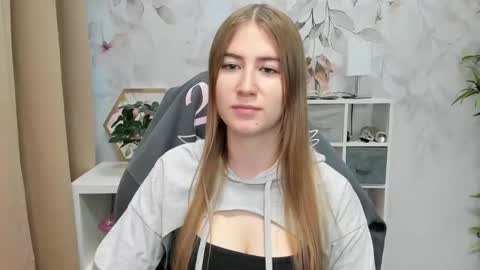 Megan online show from 12/12/24, 06:47