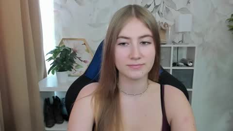 Megan online show from 09/15/25, 12:27