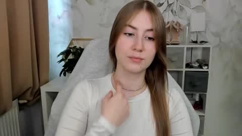 Megan online show from 12/17/25, 12:44