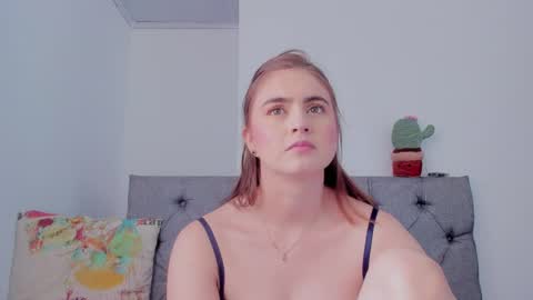 Snapshot of meganysammy chatting on 06/07/26, 03:27 megansammy online show from 06/07/26, 03:27